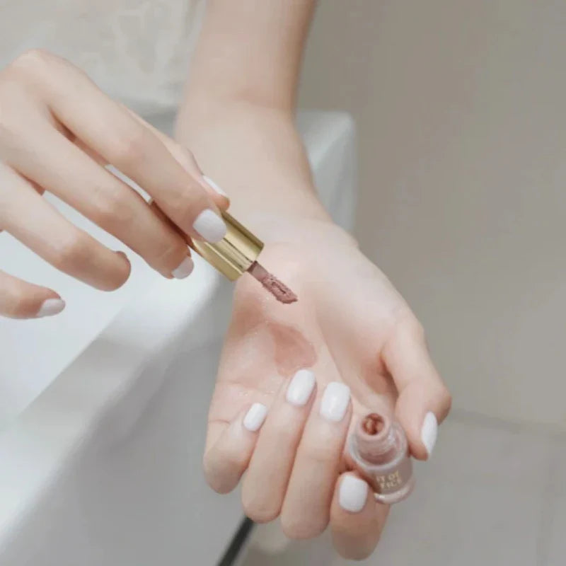 Liquid Eyeshadow Stick - Matte & Glitter for Contour & Eye Makeup,Blendable Creamy Texture,Long-Lasting Wear,Natural Eye Makeup