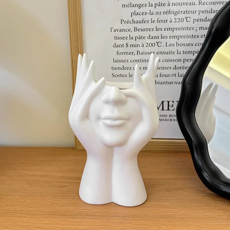 1PC Vinyl Figure Storage Holders Creative Human Body Art Styling Office Organizers Multifunctional Makeup Brush Holder
