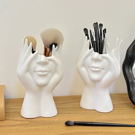 1PC Vinyl Figure Storage Holders Creative Human Body Art Styling Office Organizers Multifunctional Makeup Brush Holder