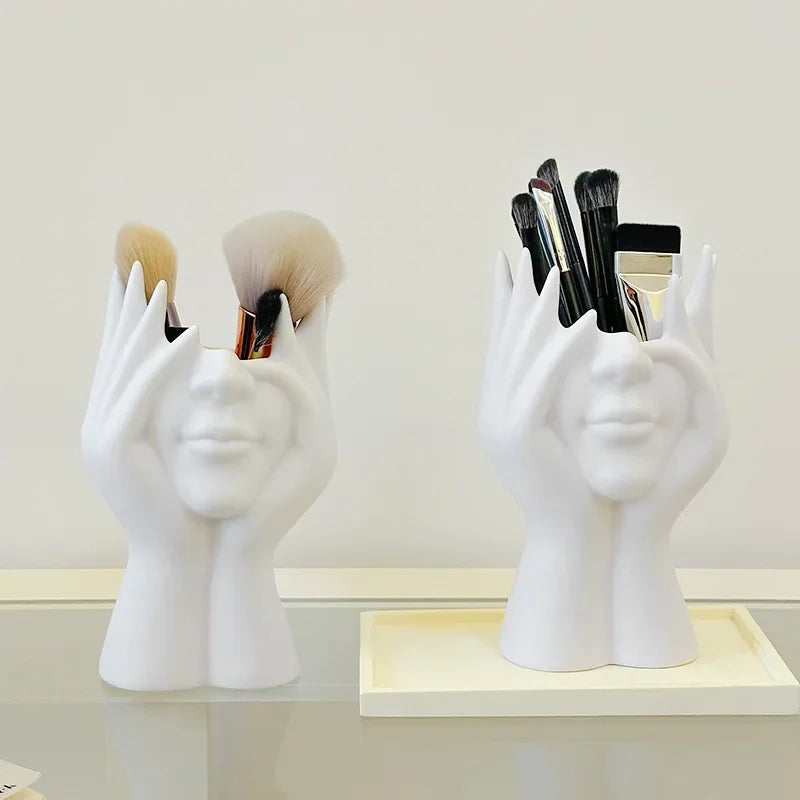 1PC Vinyl Figure Storage Holders Creative Human Body Art Styling Office Organizers Multifunctional Makeup Brush Holder
